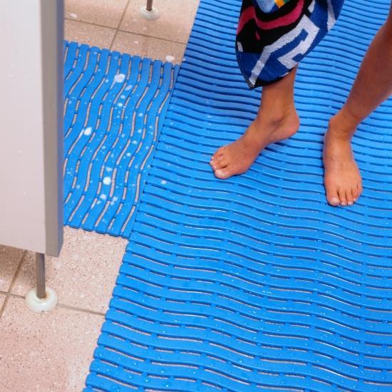 SCHWIMMBAD UND SAUNAMATTE535 SOFT-STEP BLAU-Matten-Welt